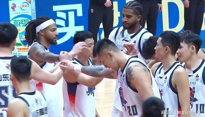 关于山东男篮关键时刻队长鼓劲，志在欧联名次提升，目标明确，赛季目标并未改变的信息